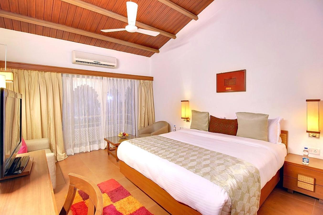 Holiday Resort & Spa A Unit Of S Poddar Group Gāndhīdhām Εξωτερικό φωτογραφία